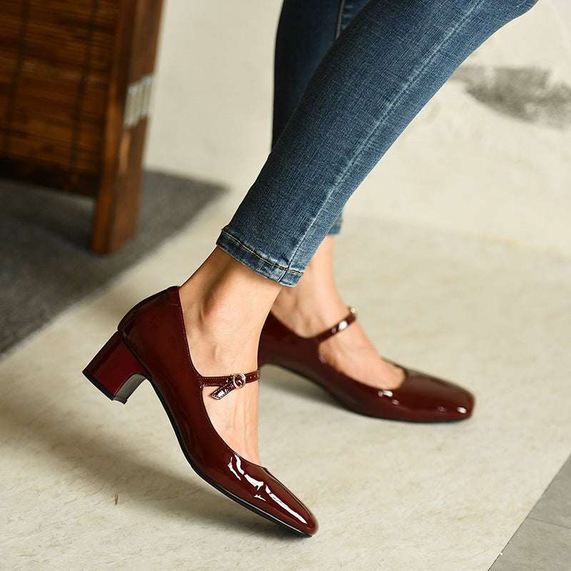 Burgundy bright leather strap square toe shoes